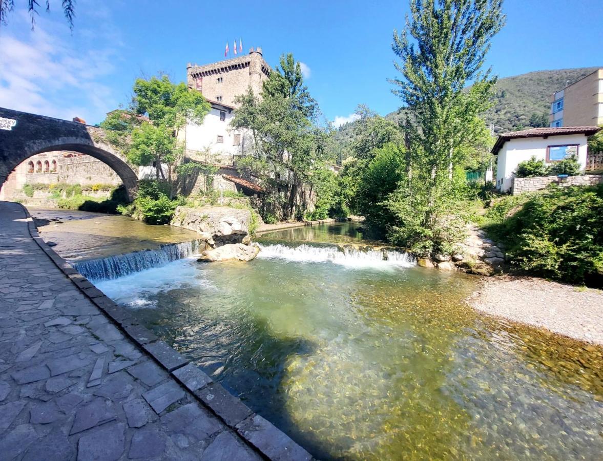El Mirador De La Torre Apartman Potes Kültér fotó